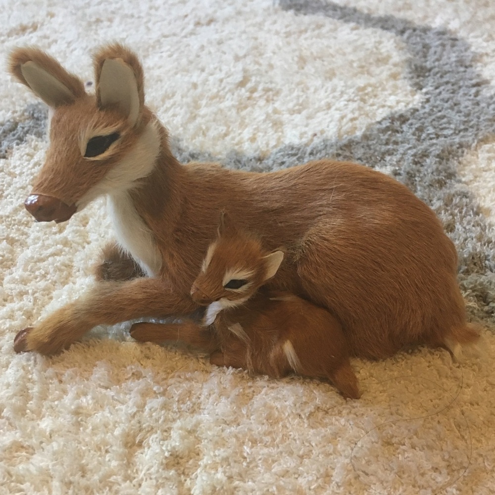 Small Deer Mother and Baby Decor